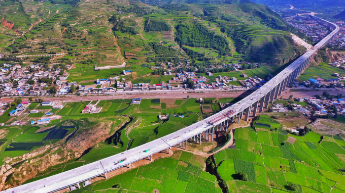 省交通監(jiān)理公司承監(jiān)的渭武高速和兩徽高速獲評2021年度甘肅省建設(shè)工程飛天獎